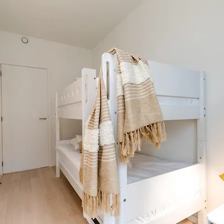 Huswell - New With Parking Near The Casa de Férias Ostend